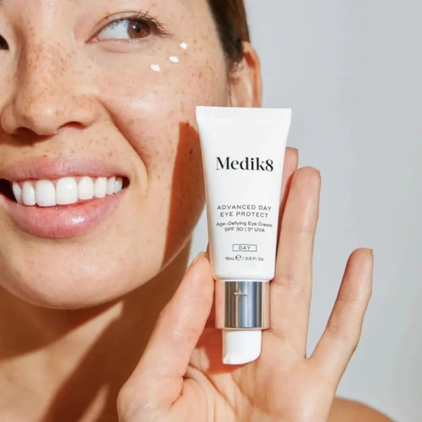 MEDIK8 Денний крем навколо очей з SPF 30 Advanced Day Eye Protect, 15 мл 2349 фото
