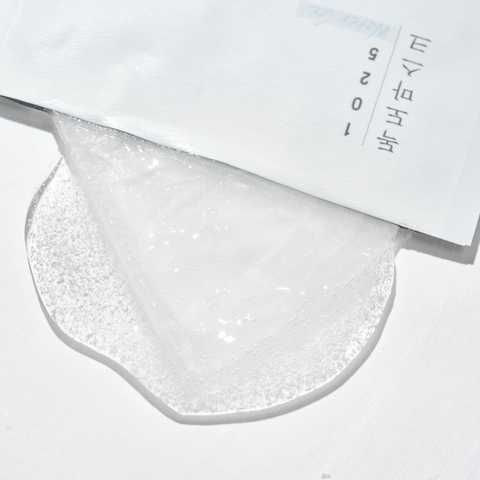 ROUND LAB Зволожуюча гелева маска 1025 Dokdo Water Gel Mask Sheet, 30 мл 27569 фото