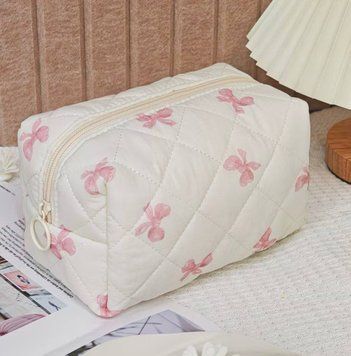 Косметичка біла з рожевими бантиками, 18 х 11 см 109550 фото