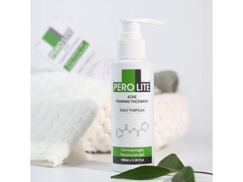 ELEGANT Пінка для вмивання PEROLITE 1% Acne Foaming Facewash, 100 мл 113155 фото